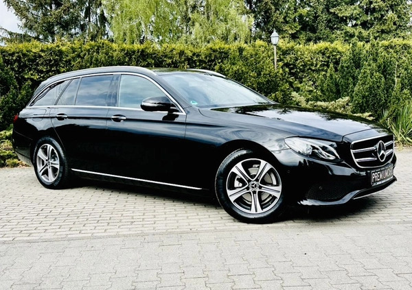 Mercedes-Benz Klasa E cena 126900 przebieg: 109112, rok produkcji 2019 z Piastów małe 781